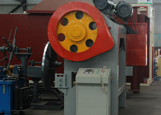 Un buon prezzo. Fono assorbente automatico della macchina di perforazione della lamina di metallo per il bordo di gesso in linea