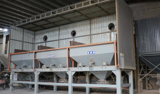 Un buon prezzo. Sistemi di isolamento dell'edificio Scheda di lana rocciosa che produce la linea di produzione di macchinari in linea