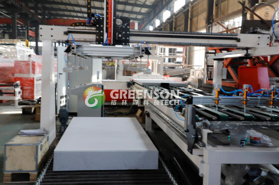 Un buon prezzo. High Efficiency Dust Free Cutting Gypsum Board Slitting Machine For 100mm Wide Slats in linea