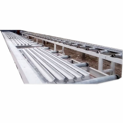 Un buon prezzo. Bordo del cornicione del gesso con le migliori muffe della macchina di alta qualità di prezzi in linea