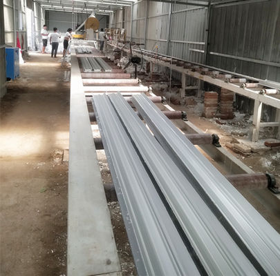 Un buon prezzo. Pc della macchina 9000 del cornicione del gesso al giorno con la linea di produzione automatica in linea