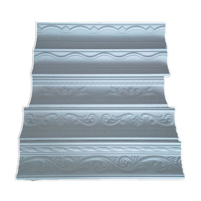 Un buon prezzo. Cornicione automatico del gesso che fa macchina con l'impianto di alimentazione della materia prima in linea