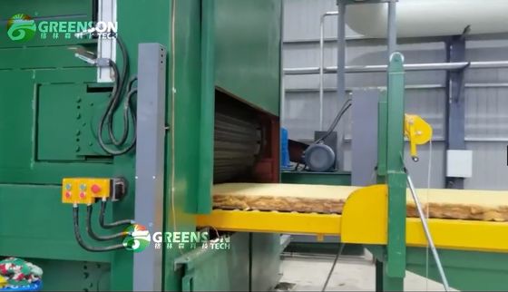 Macchina per la produzione di pannelli di lana di roccia con forno di fusione a cupola a gas naturale