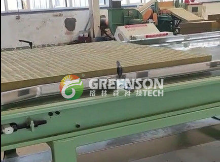 Linea di produzione di materiali da costruzione completamente automatica per cartoni di lana di fibre di minerale / roccia / pietra / basalto