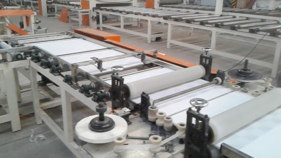 Macchina di laminazione automatica che può essere tagliata automaticamente