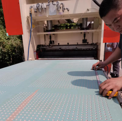 Macchina per perforare la lamiera con foratura a foratura a foratura completamente automatica