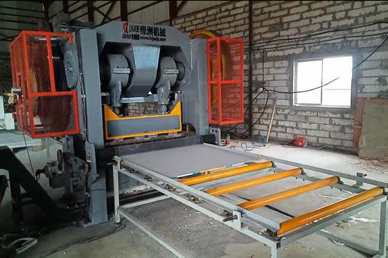 Macchina per perforazione del soffitto gesso piastrelle per la macchina da punzonatura per alimentazione