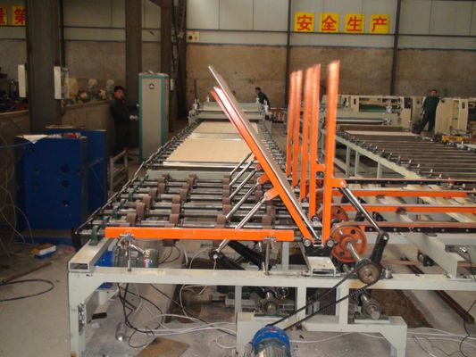 Tecnologia avanzata Macchina per la laminazione di cartoni di gesso a doppio lato PVC e fogli di alluminio