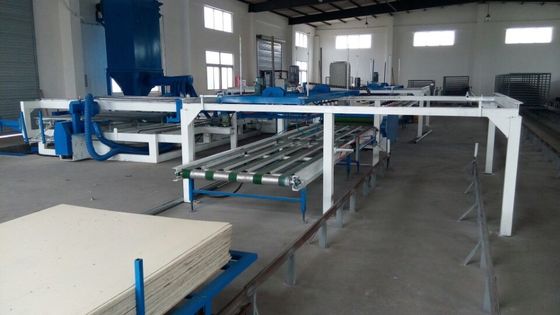 Un buon prezzo. Macchina avanzata del bordo del MgO, linea di produzione dello strato del pannello del bordo del MgO Eco amichevole in linea