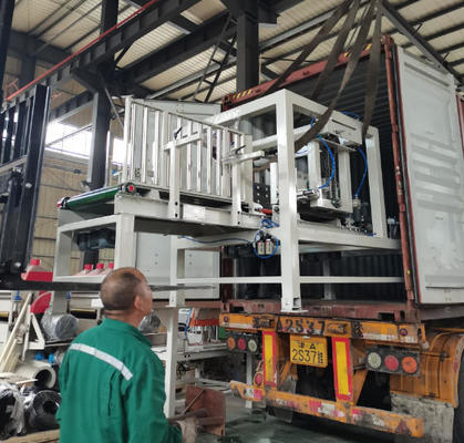 Un buon prezzo. Mineral Wool Production Line with 10000-50000tons/year Capacity 50-200mm Thickness and 100-200kg/m3 Density in linea