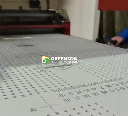 Un buon prezzo. Macchina di perforazione automatica ad alta pressione da 200 T per scavi di scavi di spessore massimo di 20 mm in linea