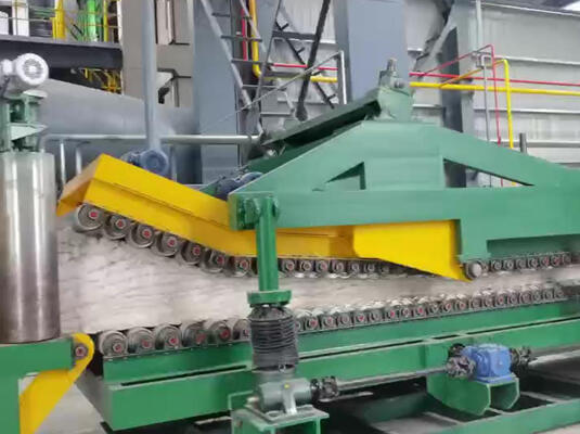 Un buon prezzo. Linea di produzione automatica di lana di roccia con controllo PLC di capacità 4-8 T/h per tavole isolanti di spessore 30-200 mm in linea