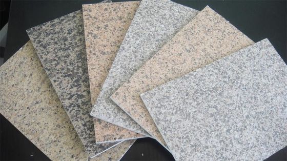 Un buon prezzo. Macchina automatica piena del bordo del silicato di calcio con la polvere del quarzo, materiale del cemento in linea