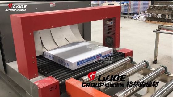Un buon prezzo. Automatic gypsum ceiling tile wrapping machine in linea